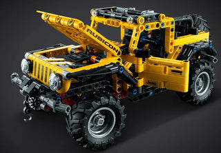  LEGO Technic Jeep Wrangler 4x4 Toy Car 42122 Model